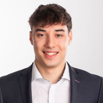 Portrait photo of Alexander Gopp