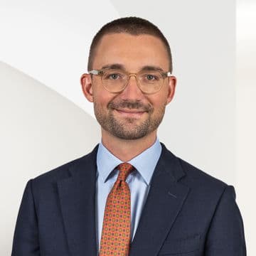 Portrait photo of Maximilian Brühl