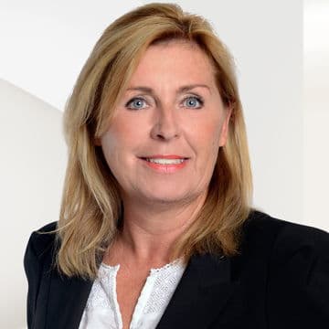 Portrait photo of Sabine Reinwald