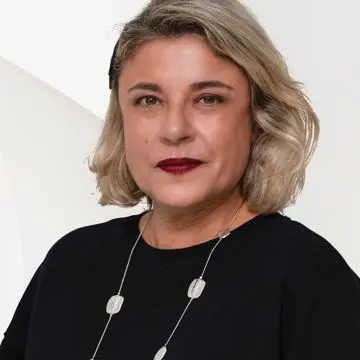 Portrait photo of Fay Fitrou