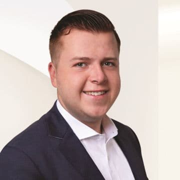 Portrait photo of Louis Michels