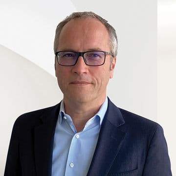 Portrait photo of Volker Merk