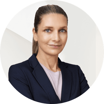 Portrait photo of Alina Berdecio