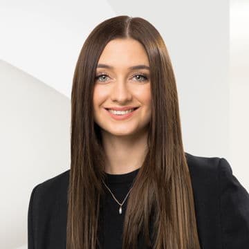 Portrait photo of Celina Saller