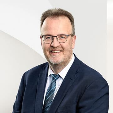 Portrait photo of Markus Jung