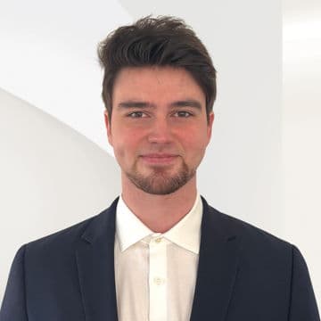 Portrait photo of Maxim Laperruque