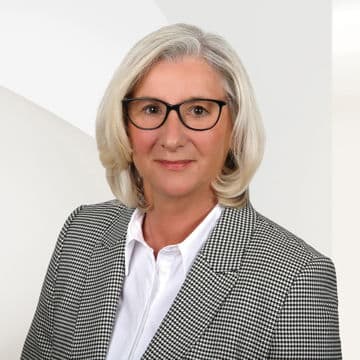 Portrait photo of Petra-Susanne Wrede