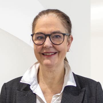 Portrait photo of Brigitte Benz-Reinke