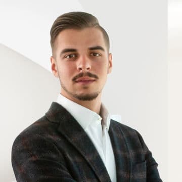 Portrait photo of Patrice Leroy