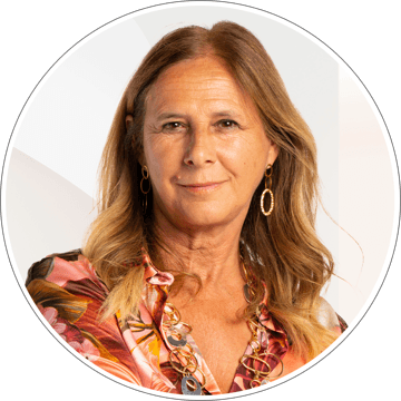 Portrait photo of Monica Sala