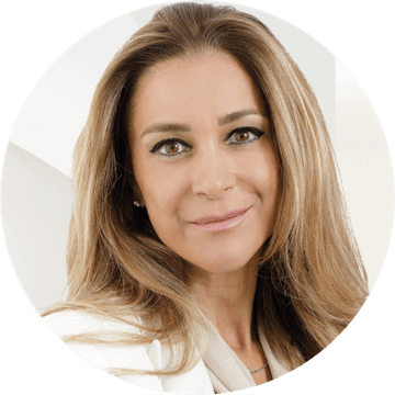 Portrait photo of Vasiliki Papageorgiou