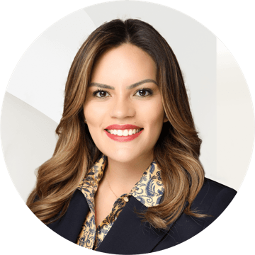 Portrait photo of Flavia Schmidt