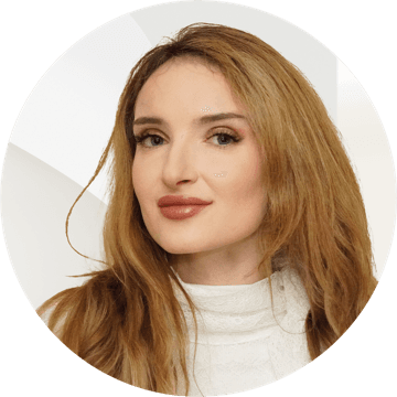 Portrait photo of Inessa Dennert