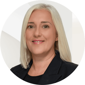 Φωτογραφία πορτρέτου του Tina Nikiforaki