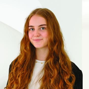 Portrait photo of Sophie Hofmann