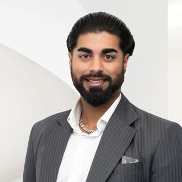 Porträtfoto von Roheet Chopra