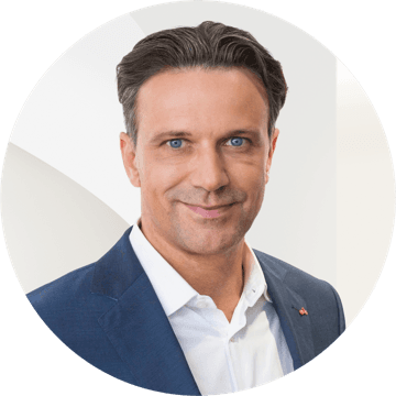 Portrait photo of Thomas Eichhorn