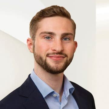 Portrait photo of Felix von der Groeben