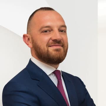 Portrait photo of Davide Bertarini