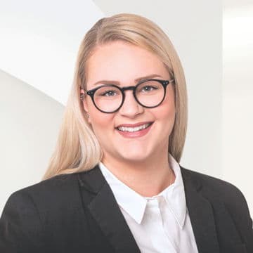 Porträtfoto von Carina Reifert