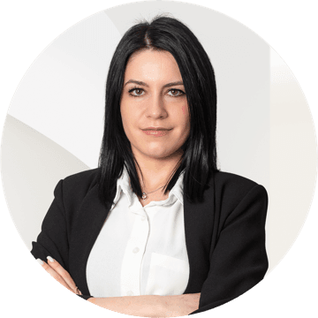 Portrait photo of Maria Karavokyri