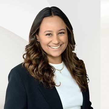 Portrait photo of Melissa Erdtmann