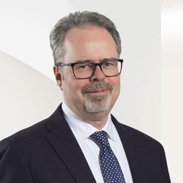 Portrait photo of Daniel Boesch