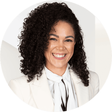 Portrait photo of Larissa Nettersheim