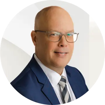 Portrait photo of Thomas Schröder