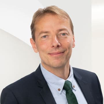 Portrait photo of Christian Wüst