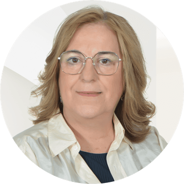 Portrait photo of Bessy Polyzogopoulou