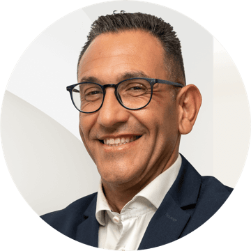 Φωτογραφία πορτρέτου του George Ioannou