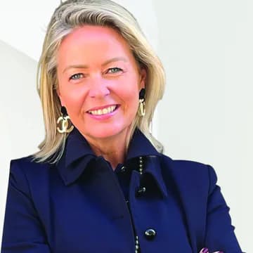 Porträtfoto von Marie-Claire Sangouard