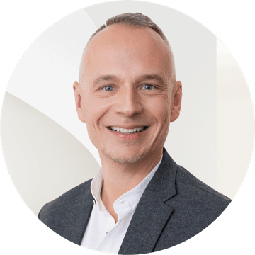 Portrait photo of Stefan Kirchberger