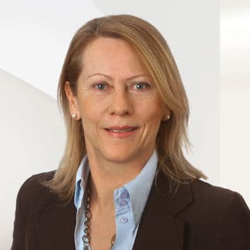 Portrait photo of Marion Heidelk