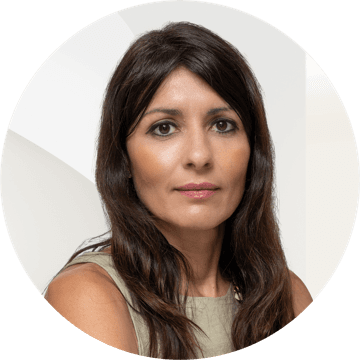 Portrait photo of Rania Theologitou