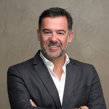 Portrait photo of Paulo Cadima