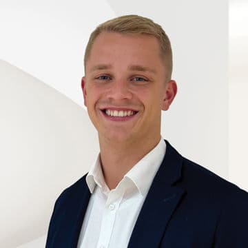 Portrait photo of Till Rotthaus