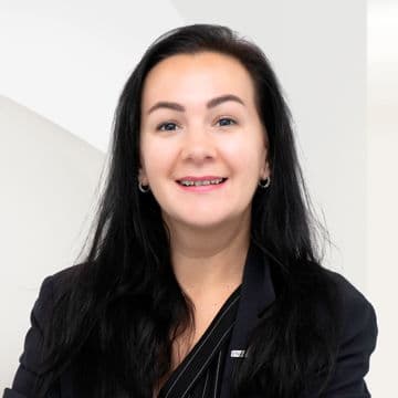 Portrait photo of Daria Izmerli