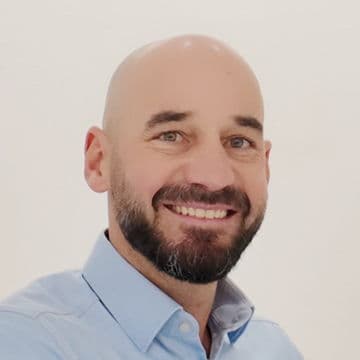 Portrait photo of Stephan Krieger