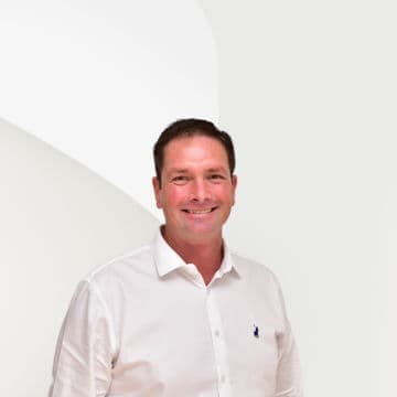 Portrait photo of Kevin de Kock