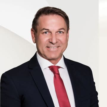 Portrait photo of Uli Grams