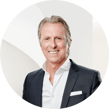 Portrait photo of Sven Müller