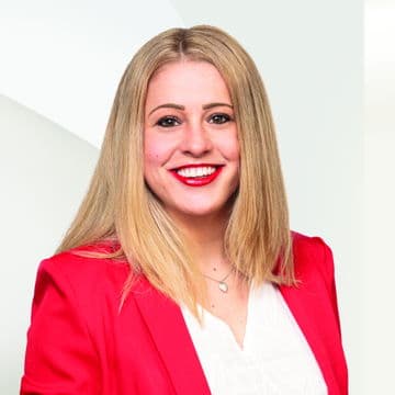 Portrait photo of Alexandra Pleinies