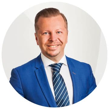 Portrait photo of Sebastian Eichhorn