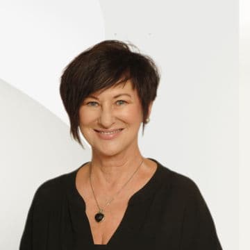 Portrait photo of Linda Viljoen