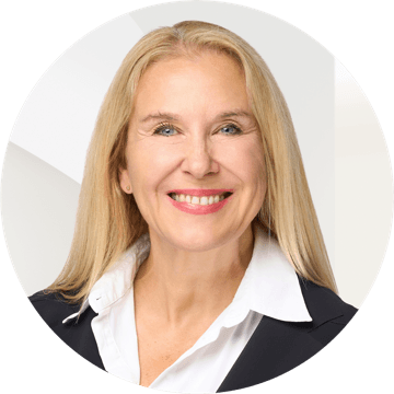 Portrait photo of Roswitha Becker