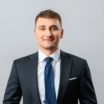 Portrait photo of Elias Popp