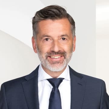 Portrait photo of Sven Schäfer