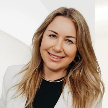 Portrait photo of Justyna Schuemann